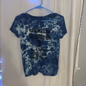 tie-dye blue t-shirt